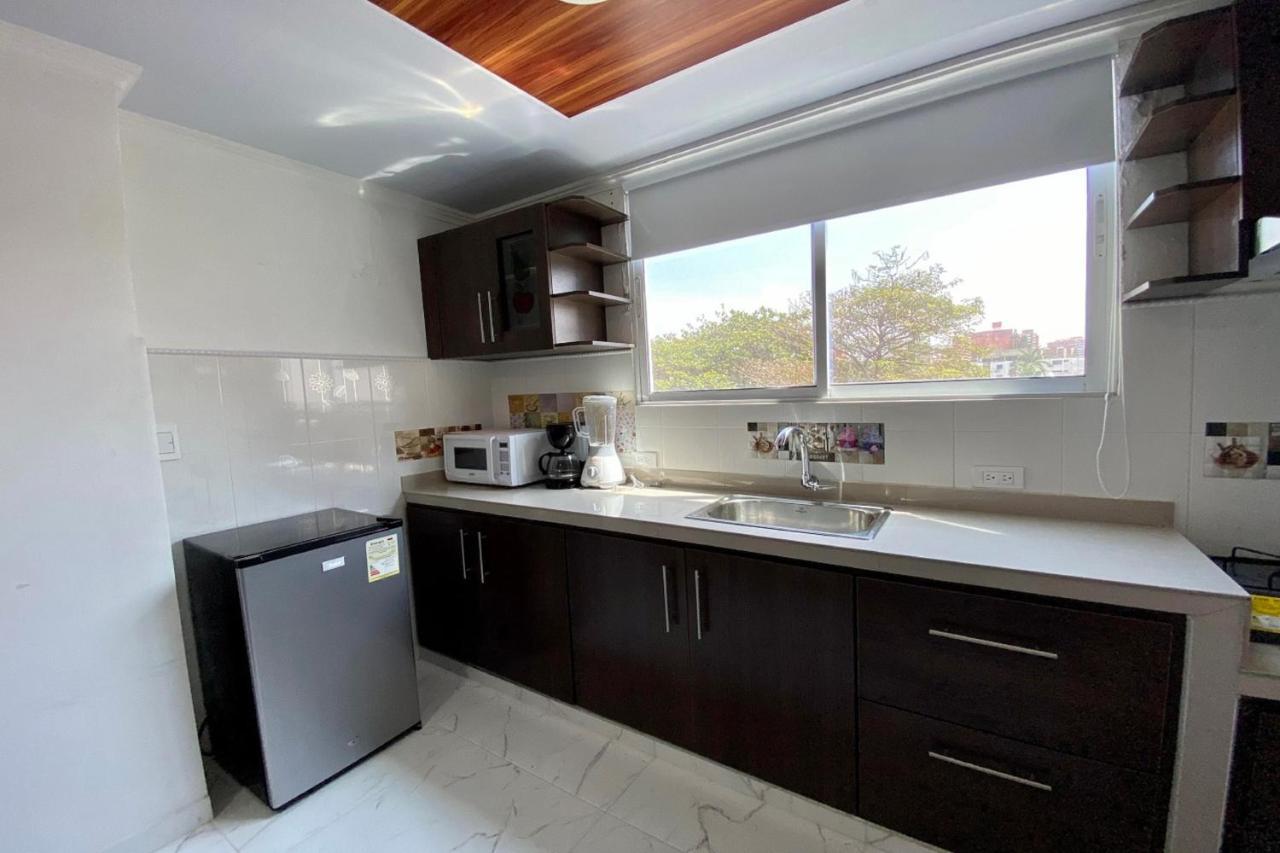 Villa Santos Apartaestudios 巴兰基亚 外观 照片